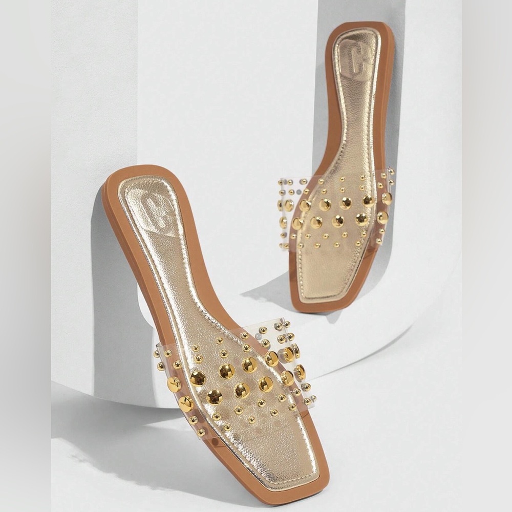 🆕 Flat Rivet Slide Sandals - Picture 5 of 9